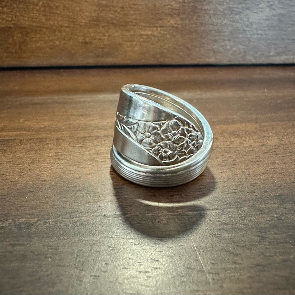 Spiral Spoon Ring - Picture 5 of 14